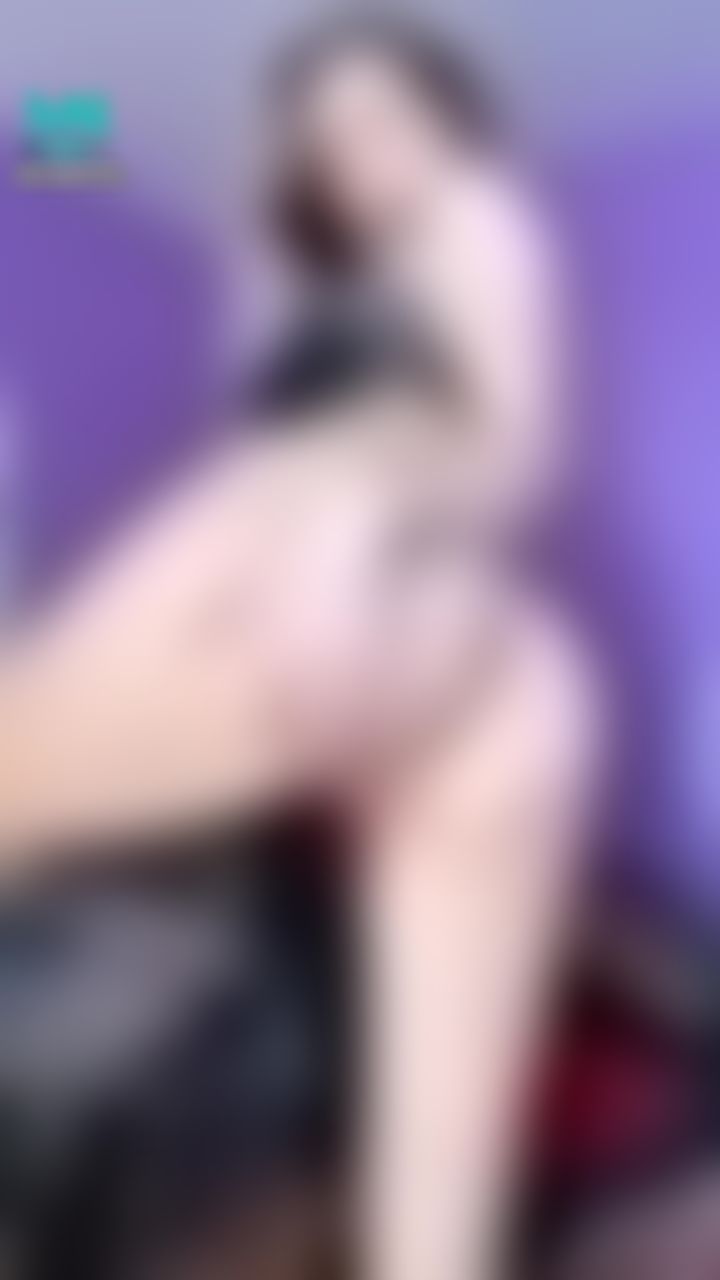 simphonia : Back wiew and spank ass🥵