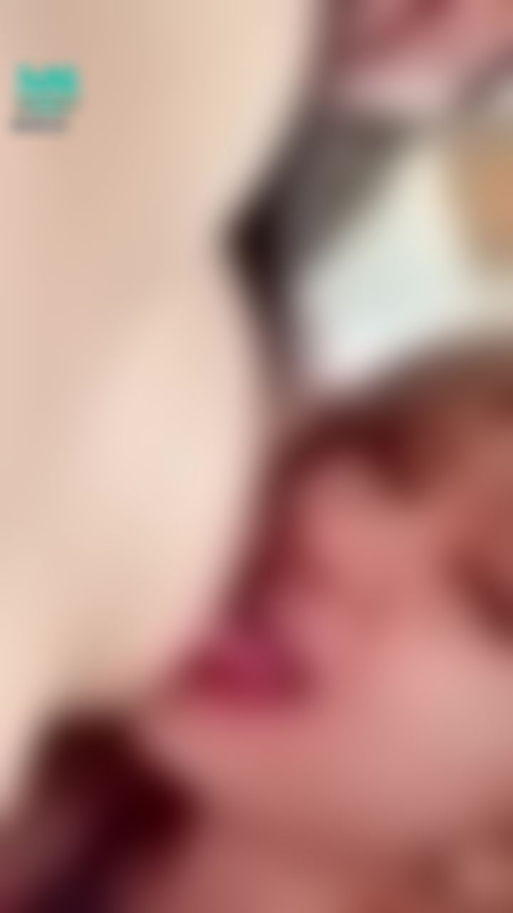 aulpop : I lick the nipple baby