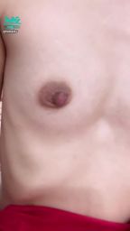 lizbaby : 大乳頭,想要吸嗎?
#裸上身 #露點 #乳頭 #奶頭 #奶子