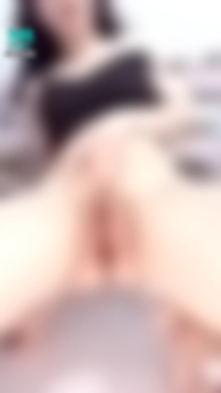 bershuka : ㊙️緊實白虎一字美鮑㊙️ 超緊的呦！🫢㊙️🔥🔥🔥