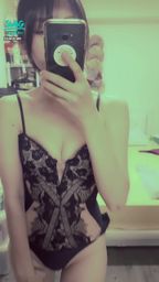 janicee : po上社交就被一堆男生敲說這件很辣💋
原來男生喜歡這種款式呀😎
火辣黑蕾絲透膚高衩泳衣😈
用一個棒棒口紅,換5個這件泳裝轉到背面的丁字褲加上一個M字腿的影片💚💚💚
#盤髮 #黑髮 #sexy #高衩 #氣質 #赤腳 #美腿 #性感 #裸足 #蕾絲 #鎖骨 #透膚 #細肩帶 #泳衣 #內衣 #低胸 #深V #nubra #該邊 #腳趾
