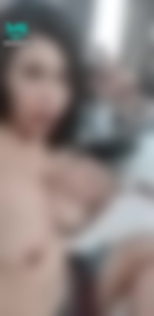 dirtymommy : I'm getting horny when I see them fucking. 😶
