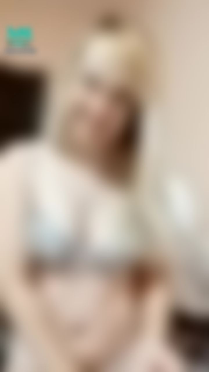 sweetleka : SEXY BLONDY GIRL IN LINGERIE, WANT YOU NOW AND SHOW YOU HOT TITS🍒😘😉🔞💋❣️🔥