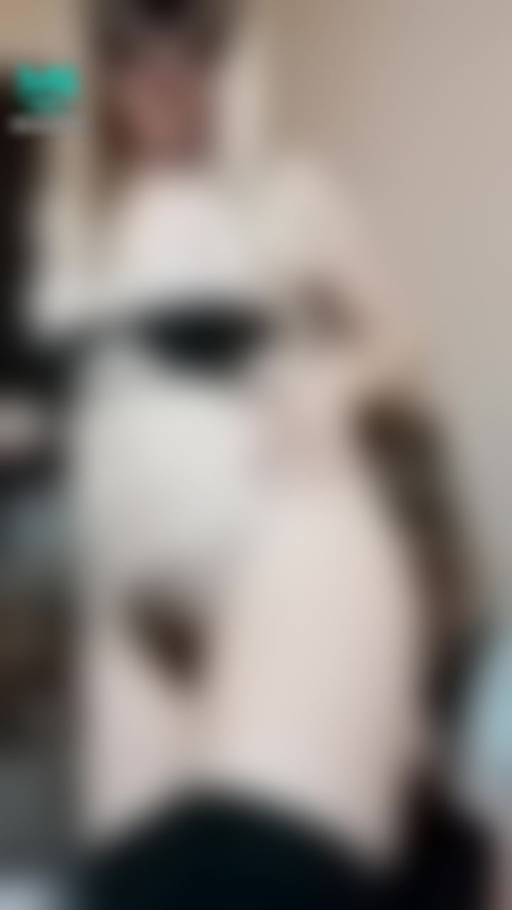 sweetleka : PUSSY SO HAIRY AND WET 💦💦💦 I MASTURBATE MY PUSSY FOR YOU💋😘💋 🔥💦🍆💦🥰🍑🔞💓❣️