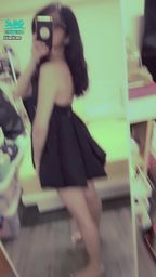 janicee : 轉過身的美背⭐
交叉與黑色內衣😈
性感深V洋裝😍
超短的裙擺💖
出門走走💋
black dress🎀
#長髮 #黑髮 #sexy #短裙 #氣質 #赤腳 #美腿 #性感 #裸足 #腳趾 #鎖骨 #細肩帶 #低胸 #深V #乳溝 #眼鏡妹 #眼鏡 #黑框 #粗框 #bra #內衣