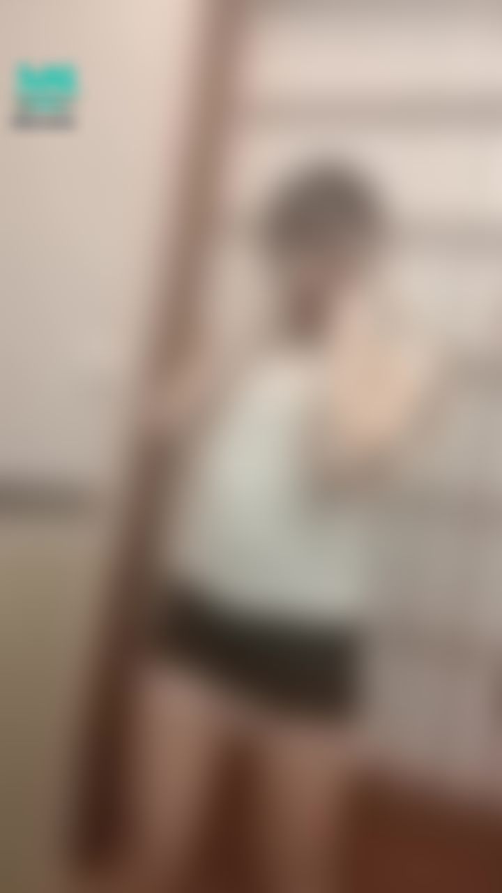 ling_yue : 拍站的，豆豆好凸喔💦💦💦，好害羞🙈🙈🙈還叫人家自摸身體🔥🔥🔥
#自摸
#豆豆
#凸