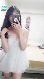 janicee : 花嫁系眼鏡🌸
白紗睡衣💙
purely sweet💚
#長髮 #黑髮 #sexy #短褲 #氣質 #赤腳 #美腿 #性感 #裸足 #腳趾 #低胸 #細肩帶 #腳底 #睡衣 #深V #白紗 #乳溝 #眼鏡 #黑框 #粗框