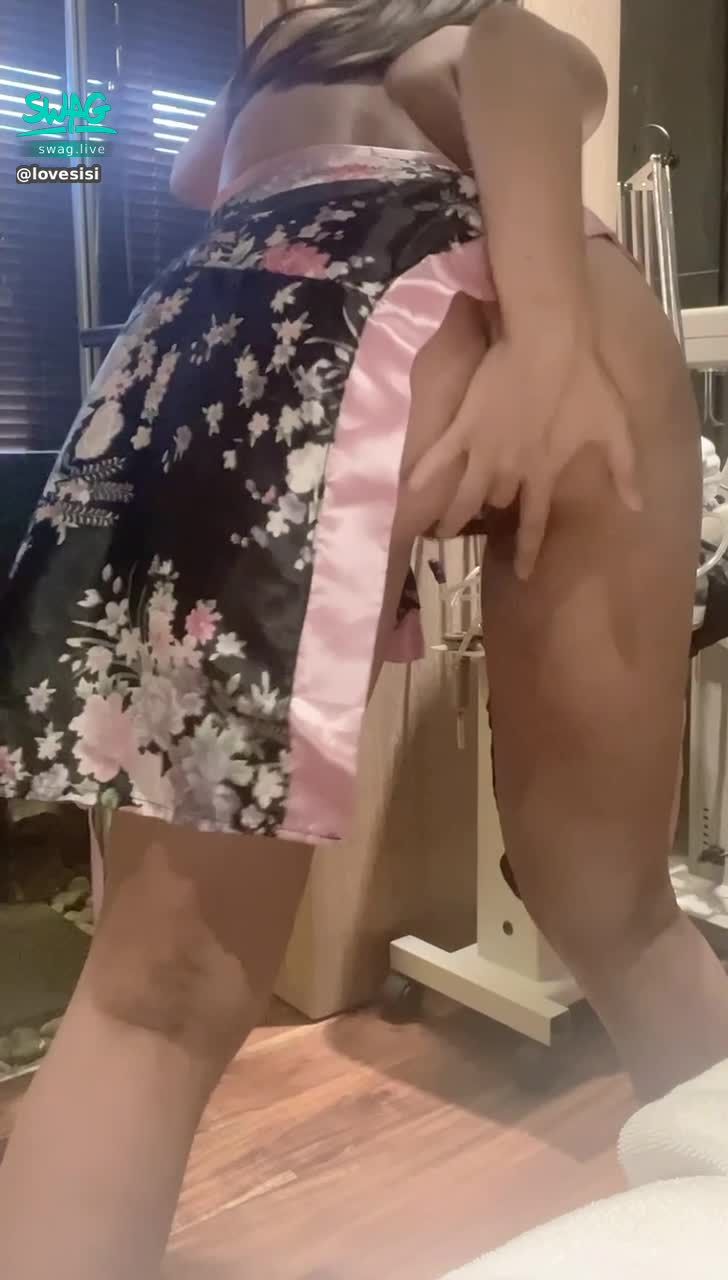  : 👘 The night with the E-tits woman in the most lewd kimono 👘 Why is the abalone so wet when you lie down and pick the abalone with your fingers? 💦