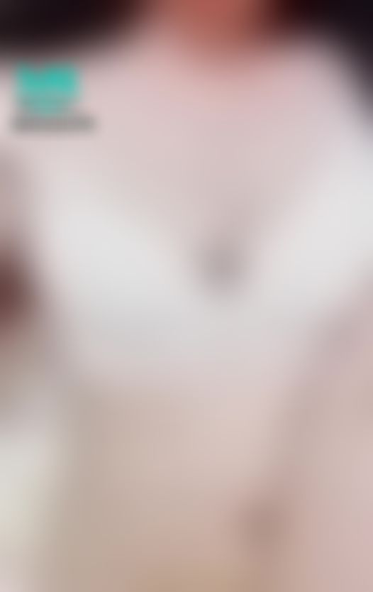  : 就這樣慢慢的被脫光...😈
啊..看到什麼了嗎🙈🙈