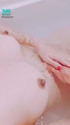 j**********a : 哥哥不要~才在洗澡而已💦
