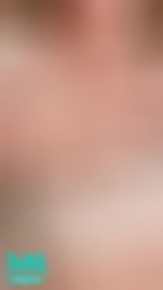 tammy_xoxo : 罕見得凹陷奶頭 哥哥們會喜歡嗎.....而且我很粉嫩喔!!!
希望有人會喜歡....