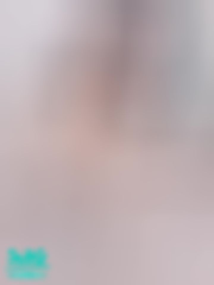 sexyylady : 淫荡的脸蛋趴着摸奶让你想射在上面🦋🔞🔞🆘👅🔞