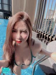 stellajs : 當你看到這張照片代表 😊葡萄好想出去玩🤣🤣🤣
#葡萄 #日常 #比基尼 #奶