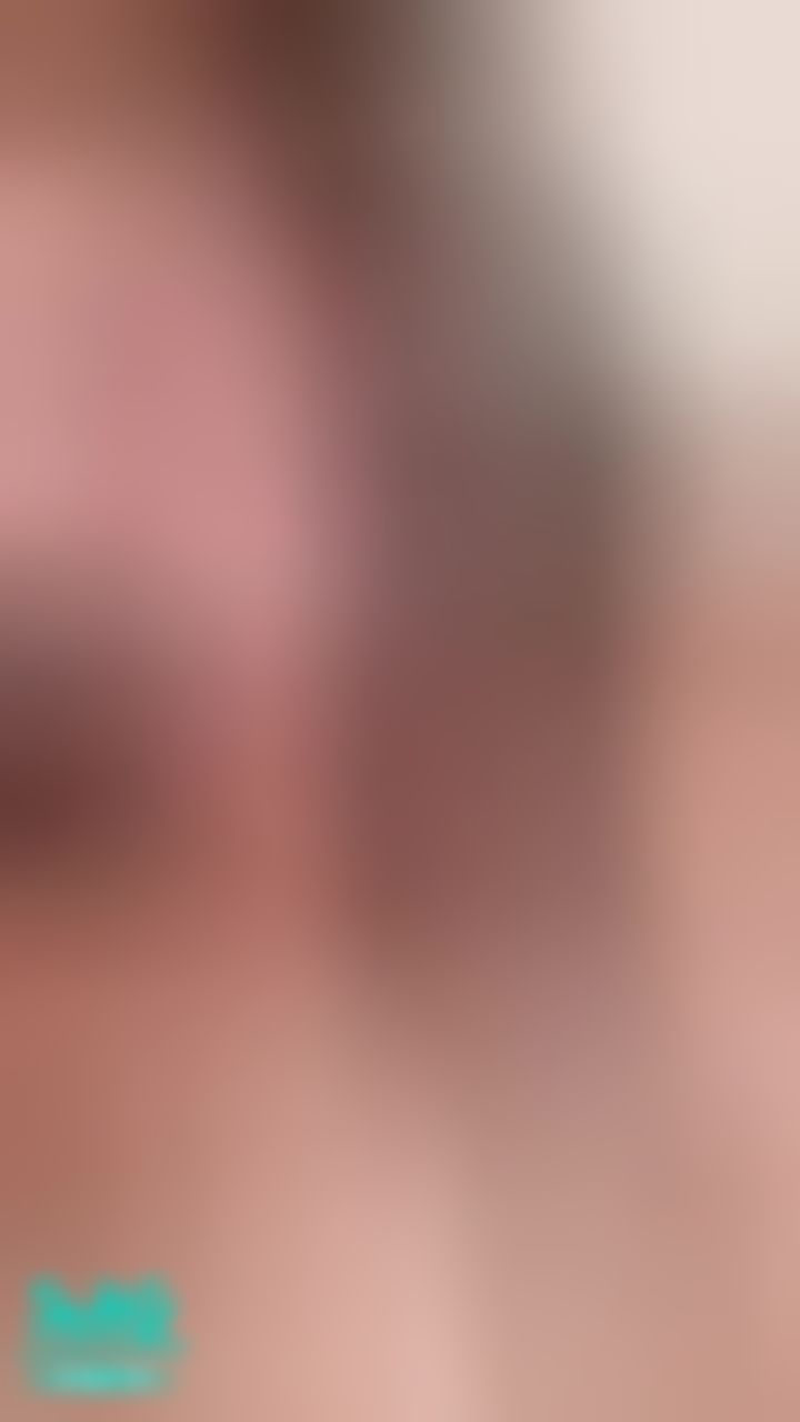 hotbabegirl : 居然趁我喝醉偷偷內射我🥺
在我喝醉偷內射我 而且還射那麼裡面🥺挖出好多精液💦還牽絲……
看我一臉喝醉又被操翻而漲紅的臉
不多幹幾次多可惜😉