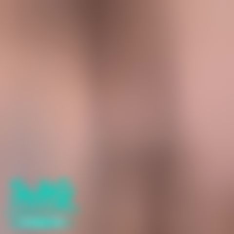 cartiernn : 沒穿內褲被學長發現🤫直接裙子翻開後入超淫蕩🔥淫叫聲跟啪啪聲好響亮..超色
#生活 #白白嫩嫩 #sexy #情趣 #肉棒