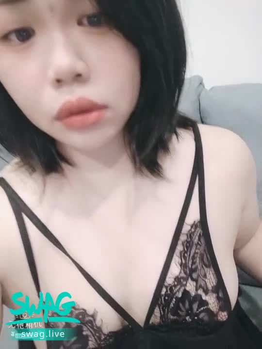 maysky : ❤️奶穴同框❤️
一下玩奶一下玩穴，哥哥會不會愛我？❤️