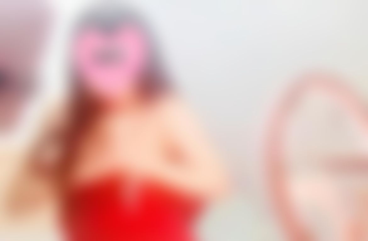 bershuka : ✅母奶滴、噴、流 ✅用舌頭舔自己的乳房 ✅舔自己的奶水