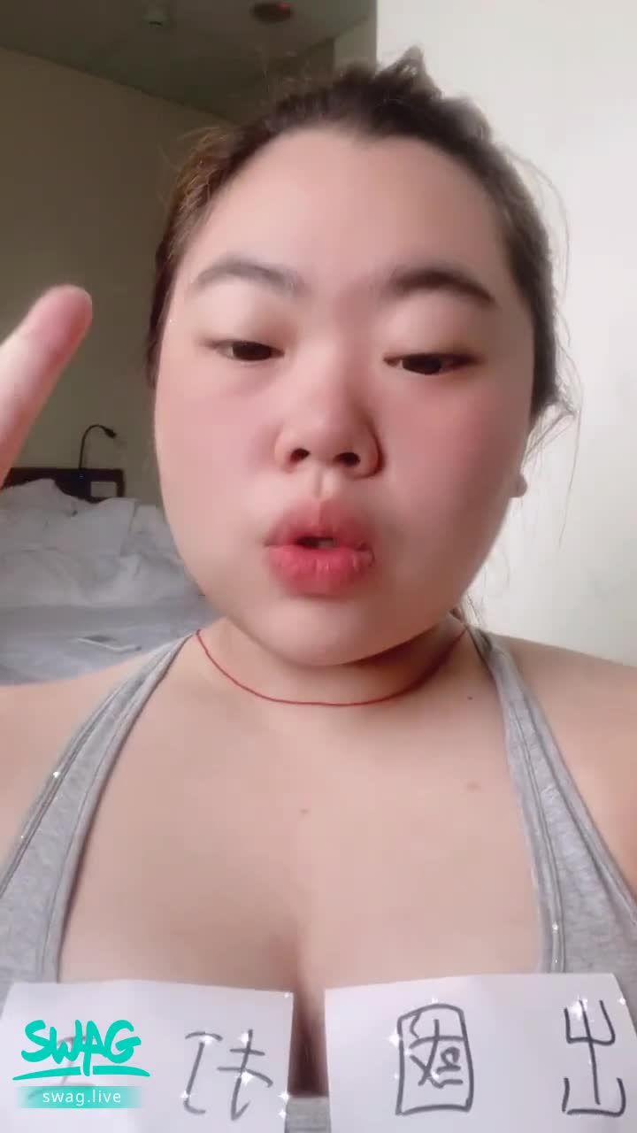 elmobaby : 出國打工賺錢