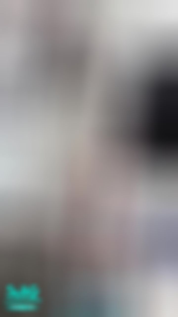 janicee : 走在路上，看到這樣的OL，你心裡想的是…？👠