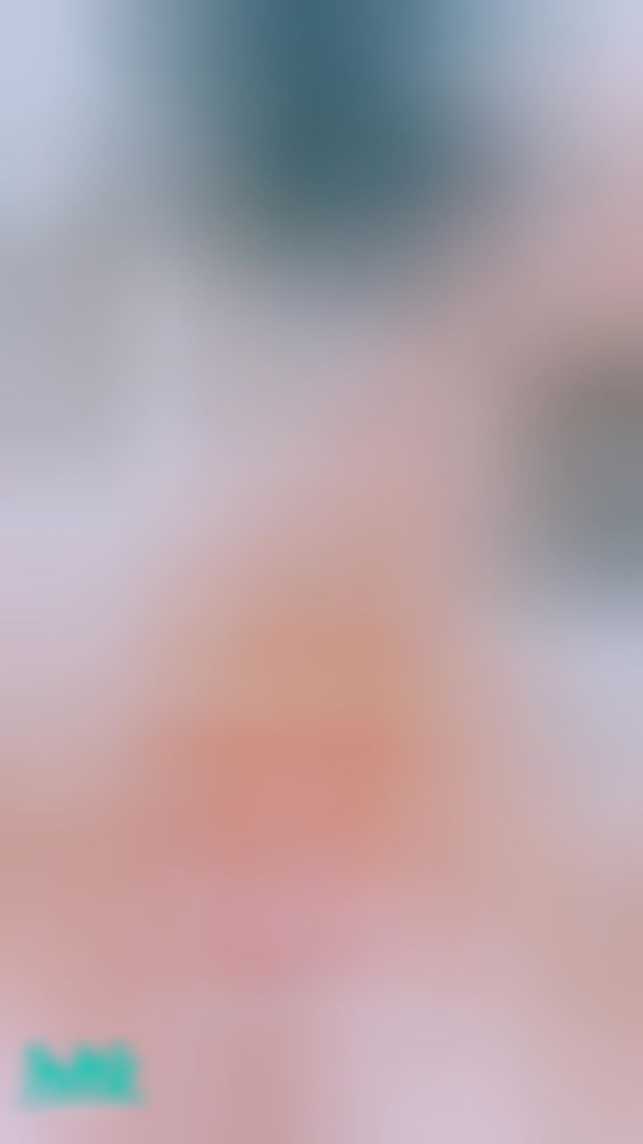 sexyaphrodite : 想要看到最性感的小貓
偷偷給你看濕答答小穴穴😳