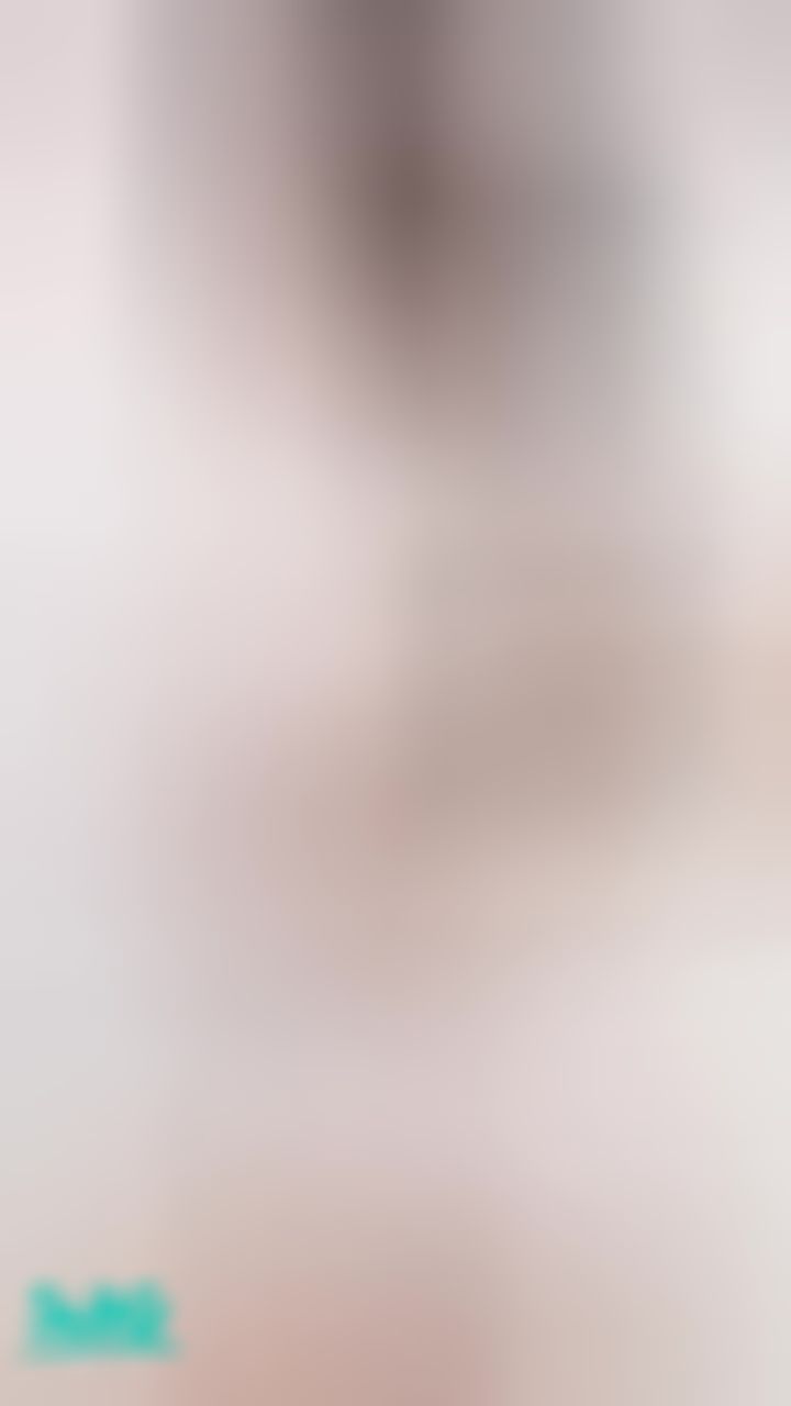 miyukibaby : 性感誘惑表情騷舞❤️😳💦喜歡我脫下丁字褲讓你聞看看嗎？