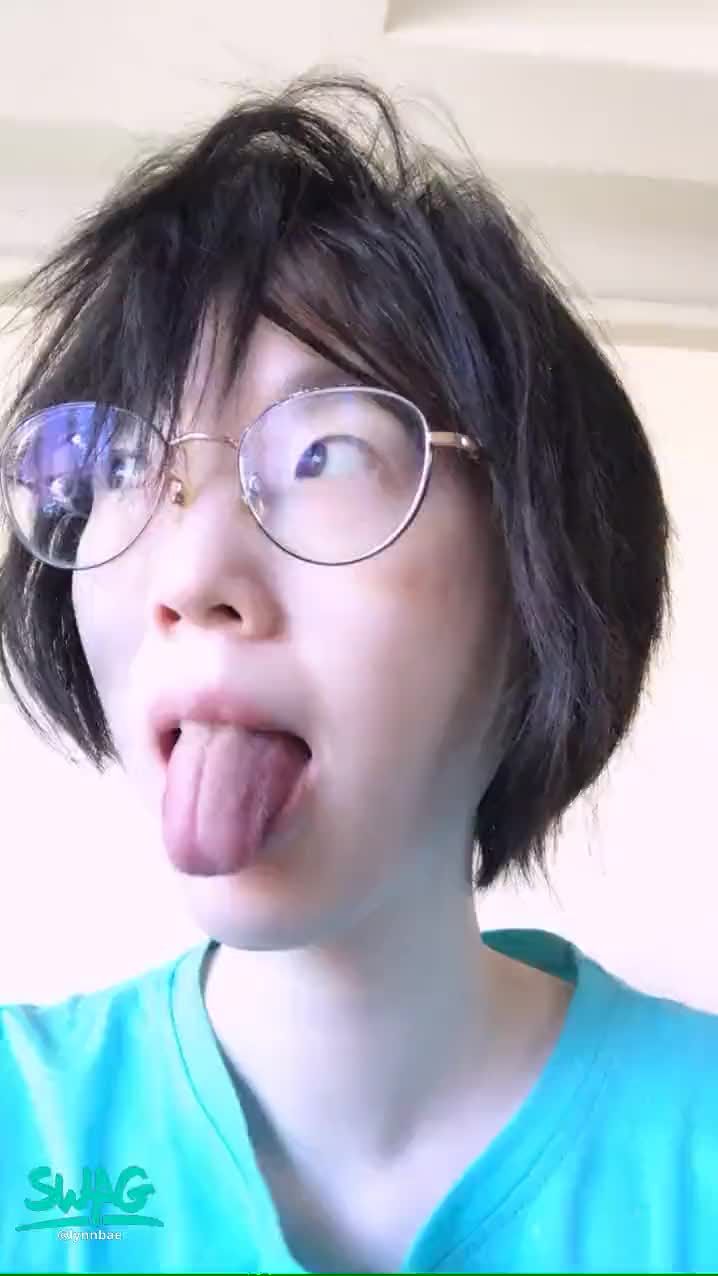lynnbae : 希望昨晚跟播的奶粉寶寶們有睡飽🤢 早上醒來覺得對各位很不好意思💦