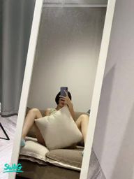 : The mirror is a little dirty. Do you want to wipe it for me or plug it in? 😈😈