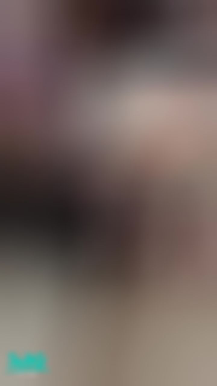 lierbaby : 口交
舔蛋蛋邊玩