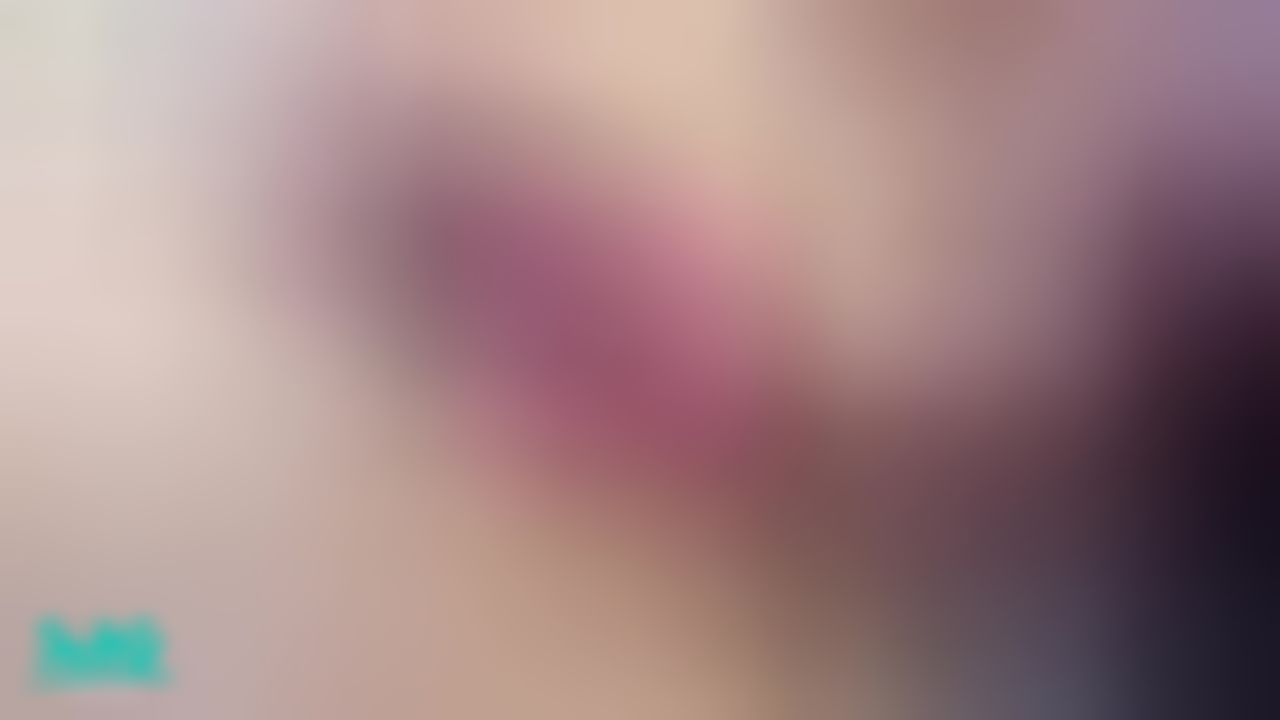 sexyroxie : 寶貝口渴了嗎？穴穴噴淫水給肉棒解解渴😛