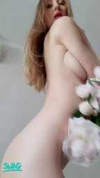 dawnplex : Naked with flowers