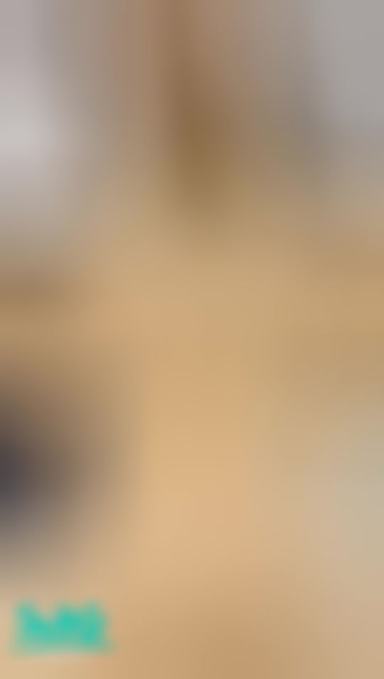 claudelove : 最喜歡女上位 看著男伴舒服的表情 手不安分的柔著我的奶 征服感滿分😎😎