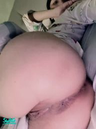 lizbaby : 喜歡我的屁屁嗎?
#屁屁 #穴穴 #裸下體