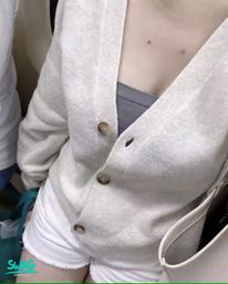 : The weather is a little cold ~ I want to be hugged by you 💕