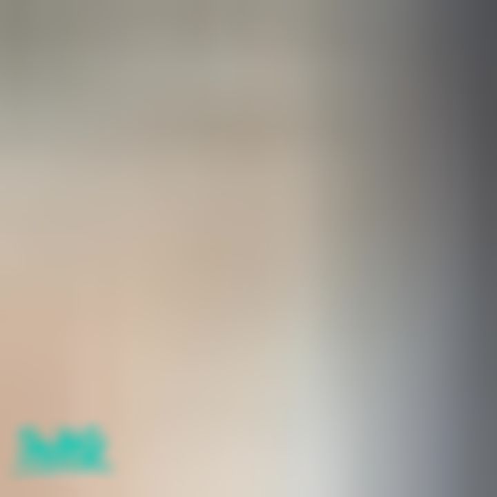 ling_yue : 腿控系列！！！
擺弄一下腿腳~