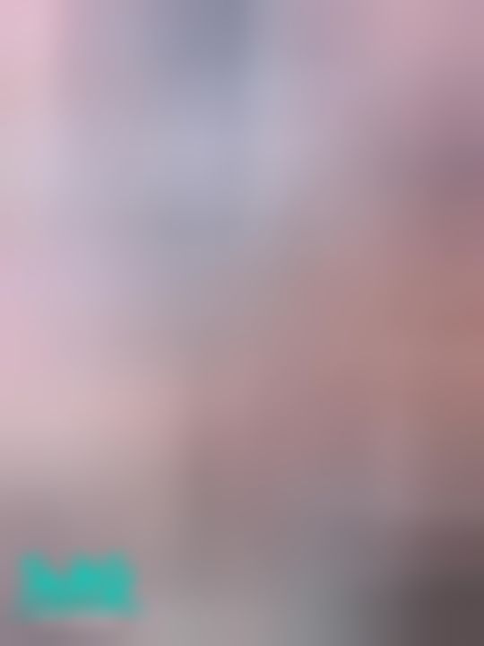 w********e : ❤️❤️
先幫我脫褲褲好嗎👅💦🔞