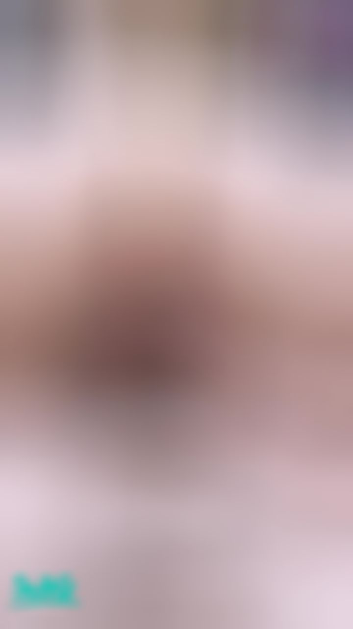 misskriss : spank my pussy with a cock?