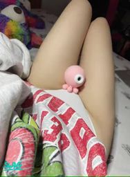 cutelily : 今天想變身,想看我從月光寶盒變出什麼😸😸