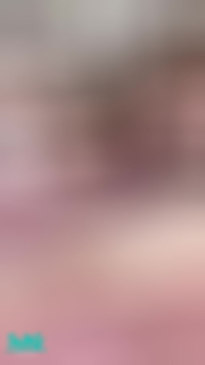 cartiernn : 清純直髮妹體育課不專心😈學長只好帶上床情趣調教..