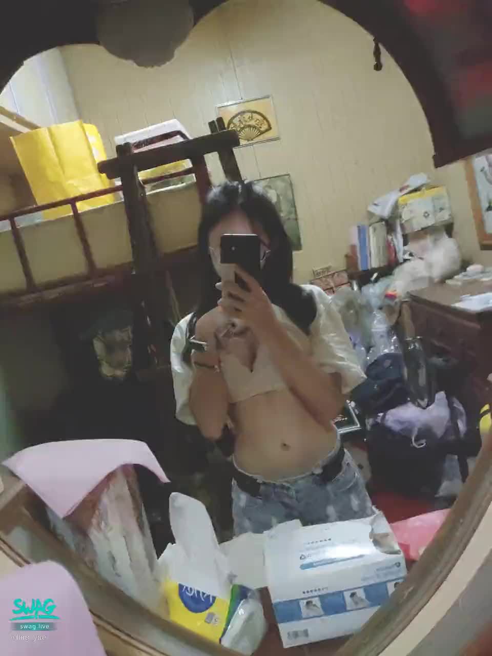  : See if you are thinner, oops~ accidentally lift too high