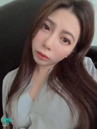 stellajs : 姨媽轟炸第二天🥲🥲🥲 討厭啦啦啦~~眼神死
#葡萄 #日常