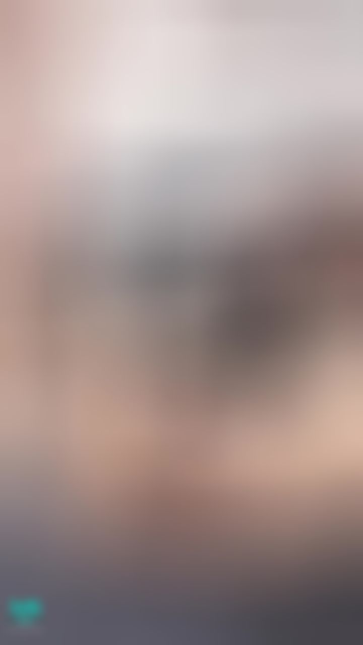 miyukibaby : 濕濕了..用手摸摸愛撫下面😳哥哥想要進來了嗎？