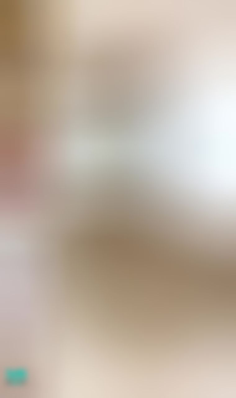 loverucy : 上班時小穴一直濕濕💦發現早上被寶貝塞了玩具在裡面還不能拿出來
猜到是什麼的寶貝可以私訊露西你看到什麼換慰慰高潮後的小穴特寫哦