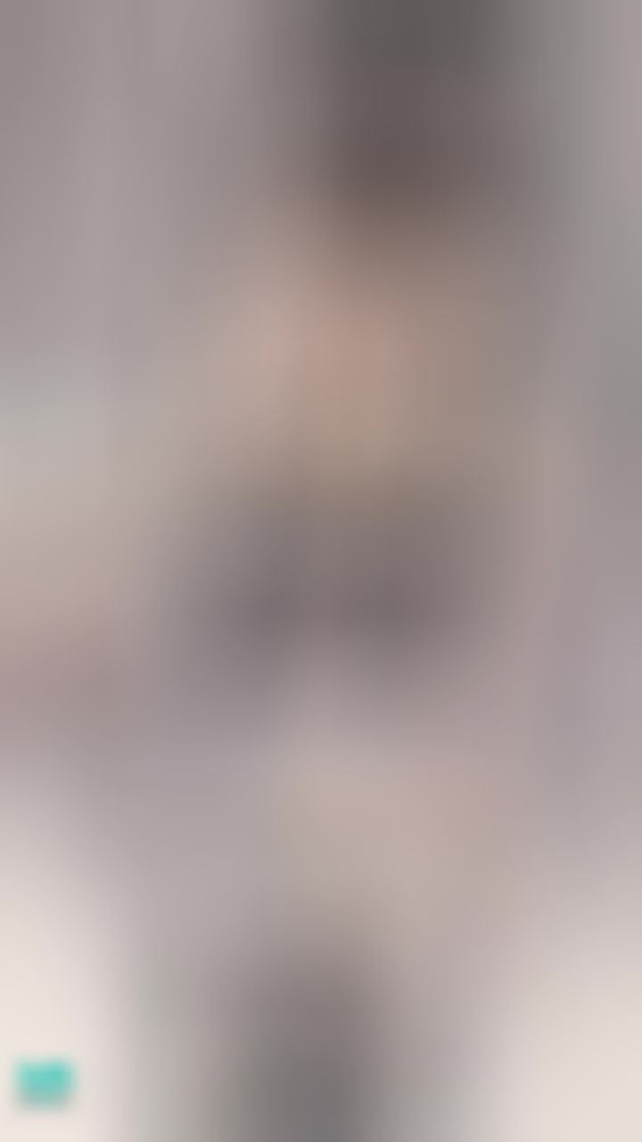 miyukibaby : 絲襪腿踩棒棒😈💕🍌🦶🏻看我弄的很舒服嗎？
