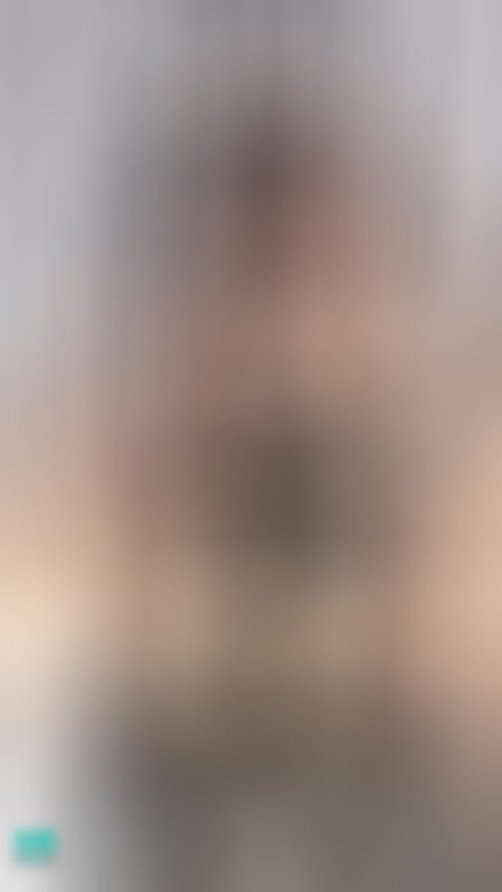 miyukibaby : 淫蕩表情踩棒棒足交🍌🍌⬆️💢😈❤️直接讓你射在腿上