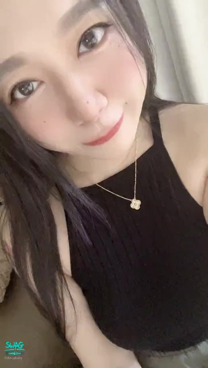 daisybaby : 明天11/5是我的生日🎂終於回來了