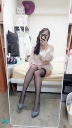 janicee : 看到大腿根部的高角度翹腳😈
張開雙腿,性感黑絲M字腿👠👠👠
氣質公主頭與露肩小性感💋
誘人的黑絲長腿💖
silk thigh👠
#黑絲 #露肩 #美腿 #絕對領域 #高跟鞋 #M字腿