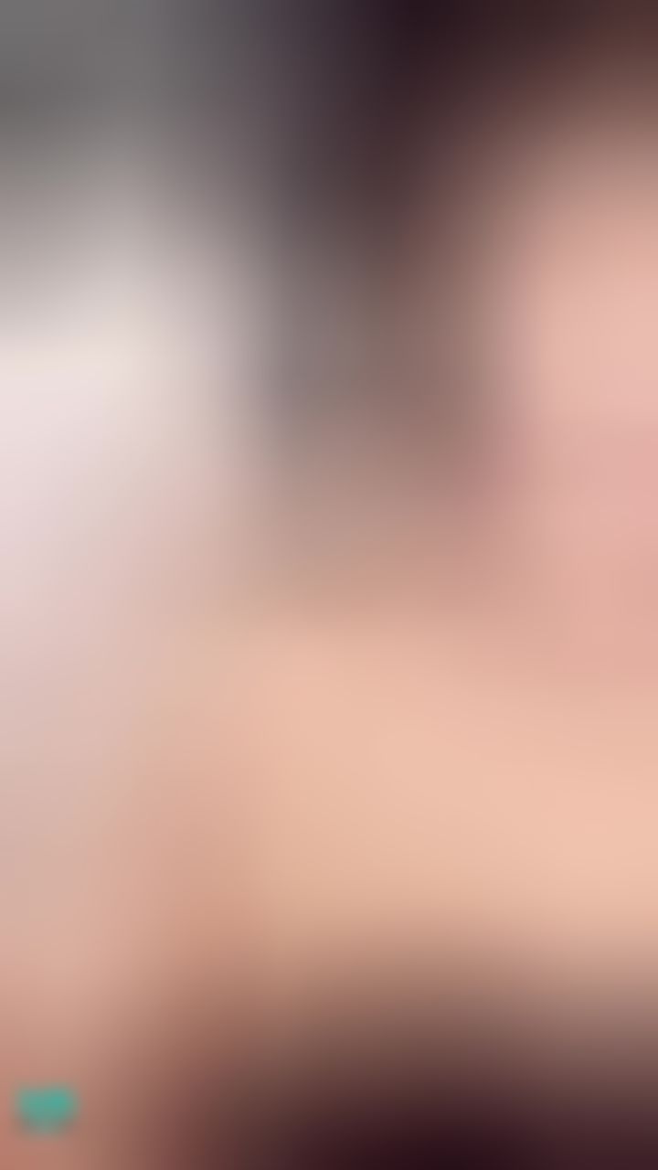 kathyicup : 看看這小子吸奶都吸不麻溜⋯我的表情說明了一切🙈有沒有小寶貝要幫我一起準確示範怎麼吸大奶的呀？😈🙈🔞
#露臉 #爆乳 #巨乳 #露點 #肉感 #吸奶 #揉奶  #淫女 #痴女