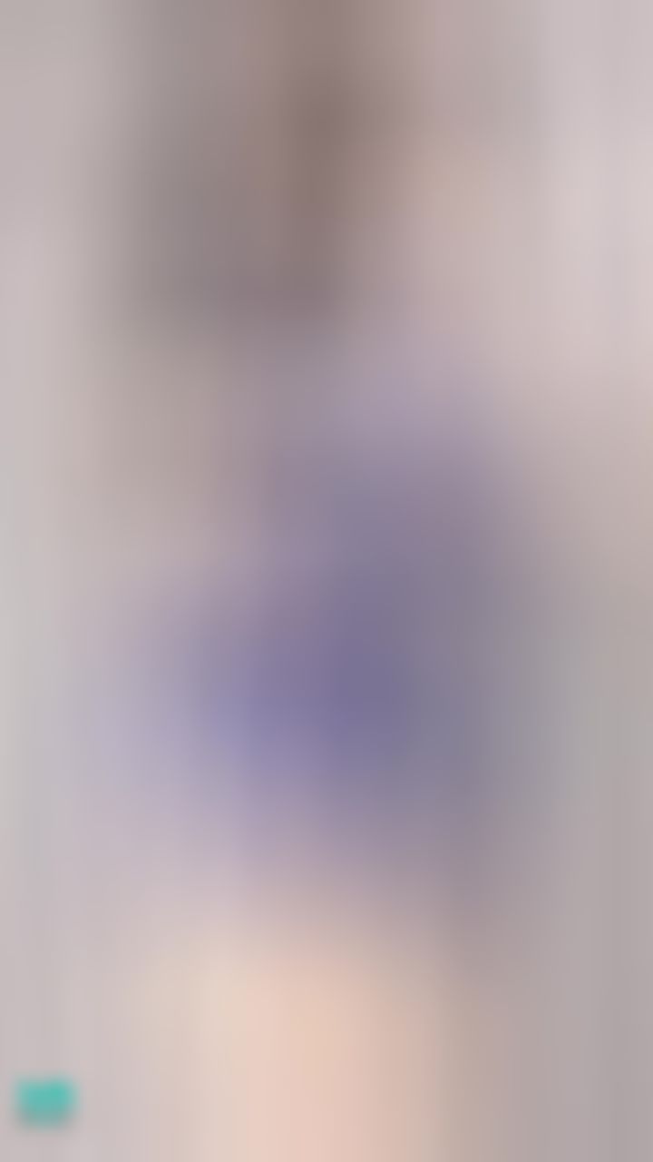 miyukibaby : 直接穿上丁字褲誘惑你💦💦💦喜歡我的蕾絲睡衣嗎？😈❤️
