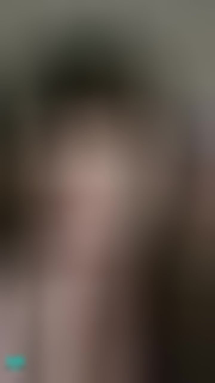  : 痛死阿天第一次拔智齒🥺不過拔了頭終於不疼了😭
人生好累
雙11活動進行中喔💗💗
#活動要看喔 #拔牙 #日常 #素顏 #要吃好多藥 #晚點上班 #兩天沒睡 #愛睏