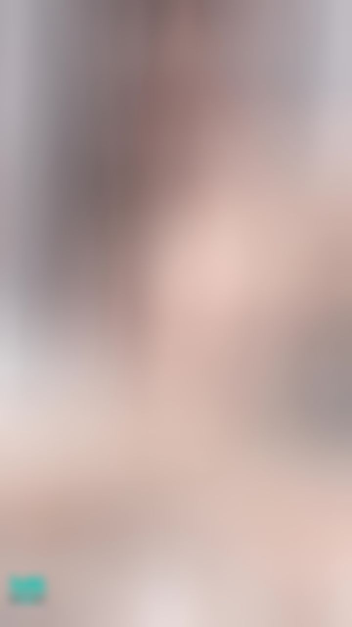 miyukibaby : 淫蕩表情女上位揉奶👉🏻👌🏻🫣💦穿這樣直接插插很方便💕